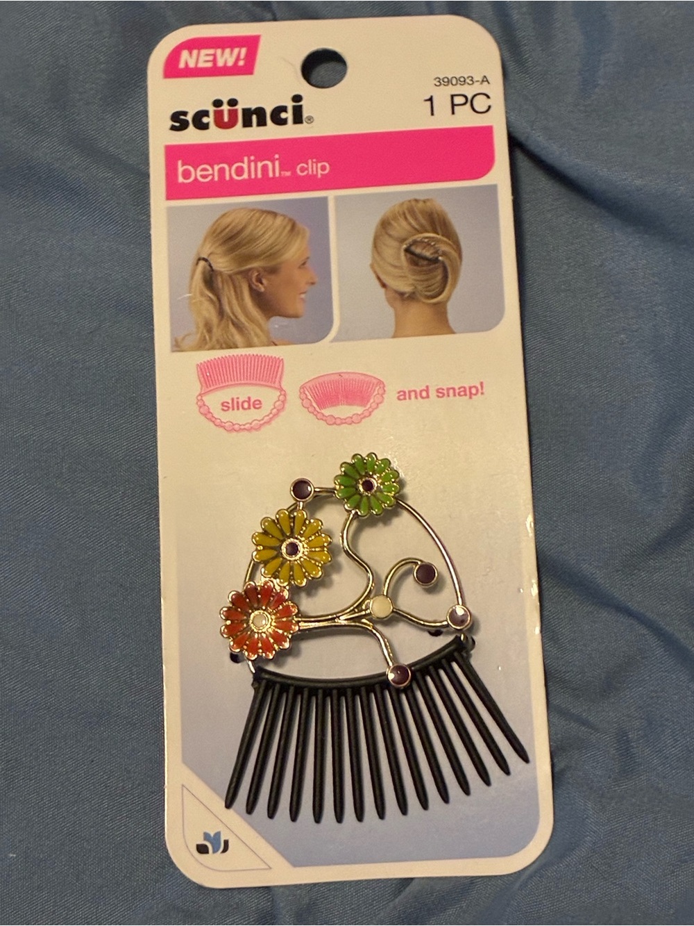 scunci Bendini Floral Hair Clip Comb in Multicolor